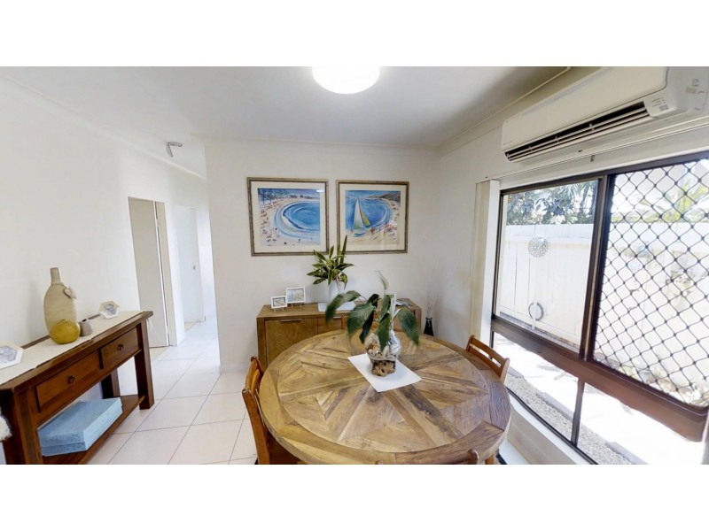 4 RIVERSIDE PDE, Trinity Park QLD 4879
