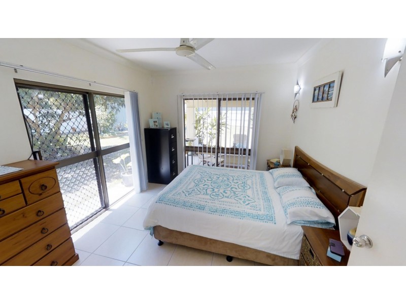 4 RIVERSIDE PDE, Trinity Park QLD 4879