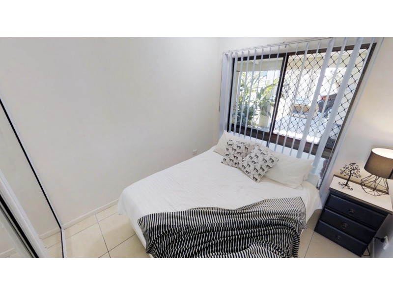 4 RIVERSIDE PDE, Trinity Park QLD 4879