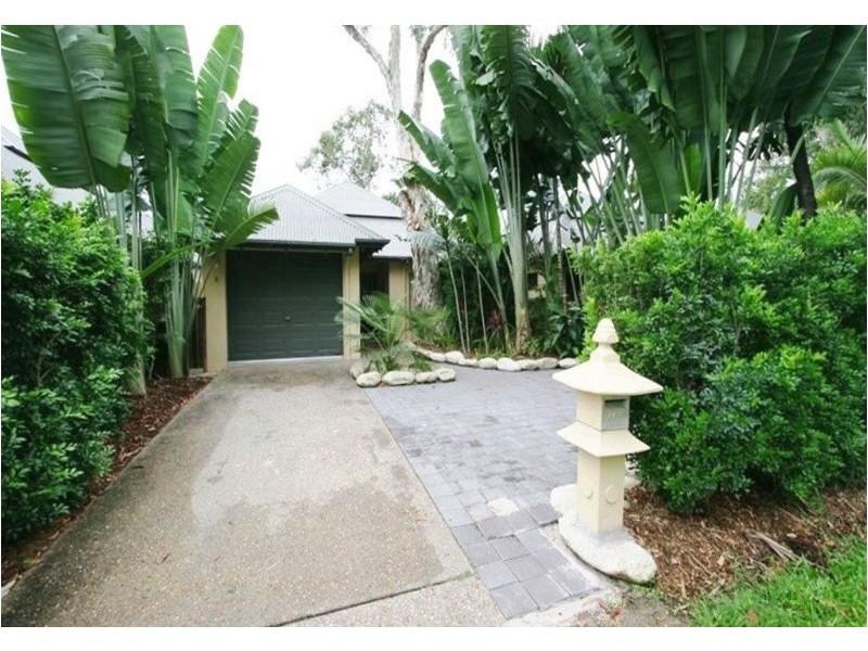 Oliva Street, Palm Cove QLD 4879