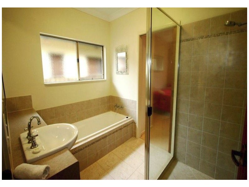 Oliva Street, Palm Cove QLD 4879