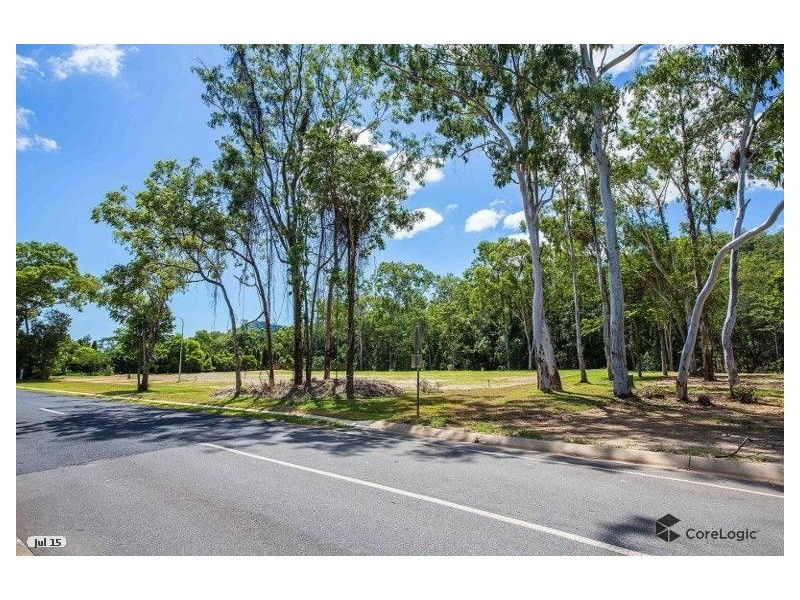 33 Moore Road, Kewarra Beach QLD 4879