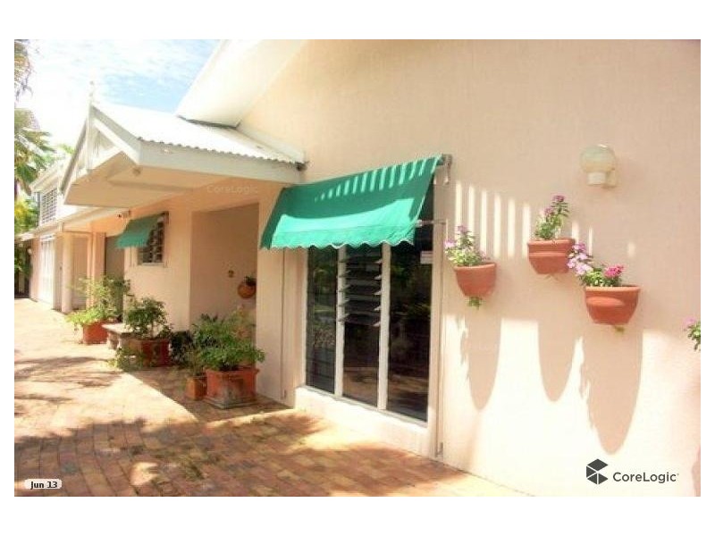 2/40 Terebra Street, Palm Cove QLD 4879