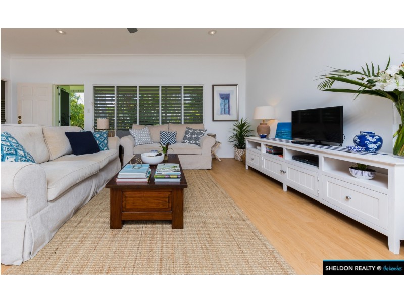 27 Yule Avenue, Clifton Beach QLD 4879