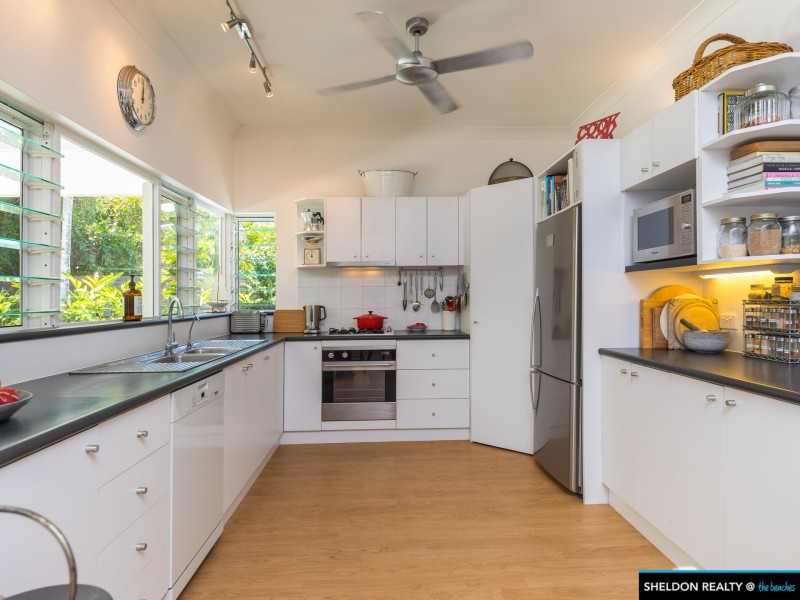 27 Yule Avenue, Clifton Beach QLD 4879