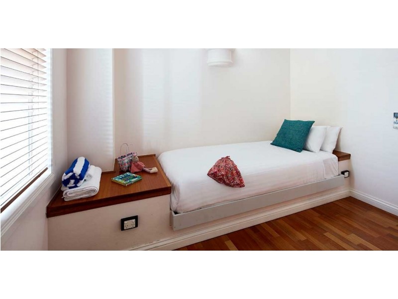 86/9 Veivers Road, Palm Cove QLD 4879