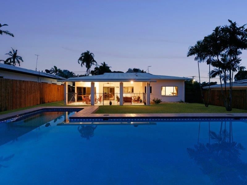 63 Terebra Street, Palm Cove QLD 4879