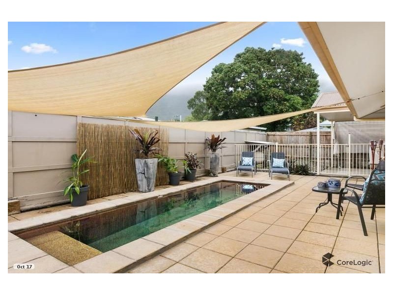2/59 Terebra Street, Palm Cove QLD 4879
