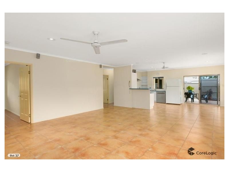 2/59 Terebra Street, Palm Cove QLD 4879