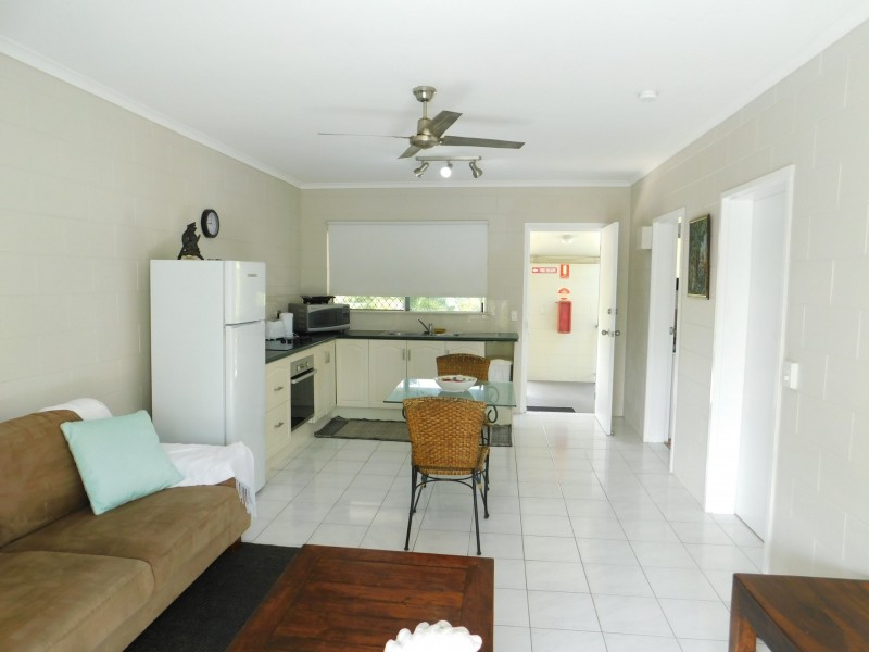 18/81-87 Guide Street, Clifton Beach QLD 4879