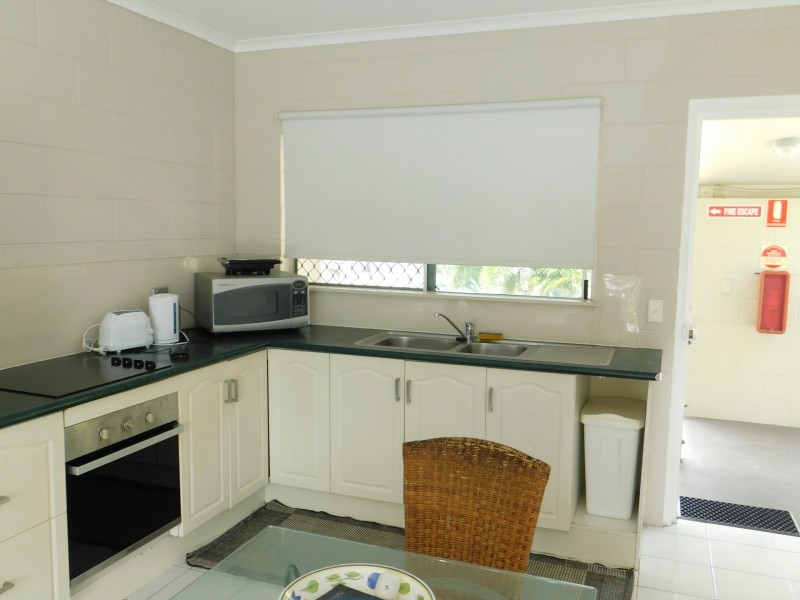 18/81-87 Guide Street, Clifton Beach QLD 4879