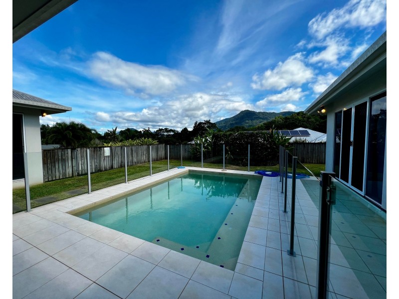 3 Badine Street, Caravonica QLD 4878
