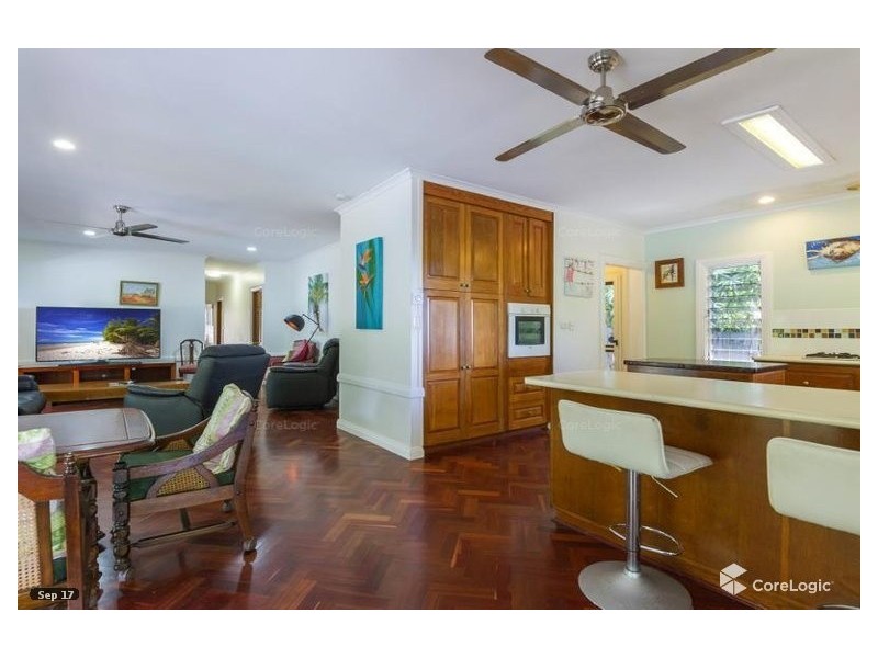 8 TOLL GATE ROAD, Oak Beach QLD 4877