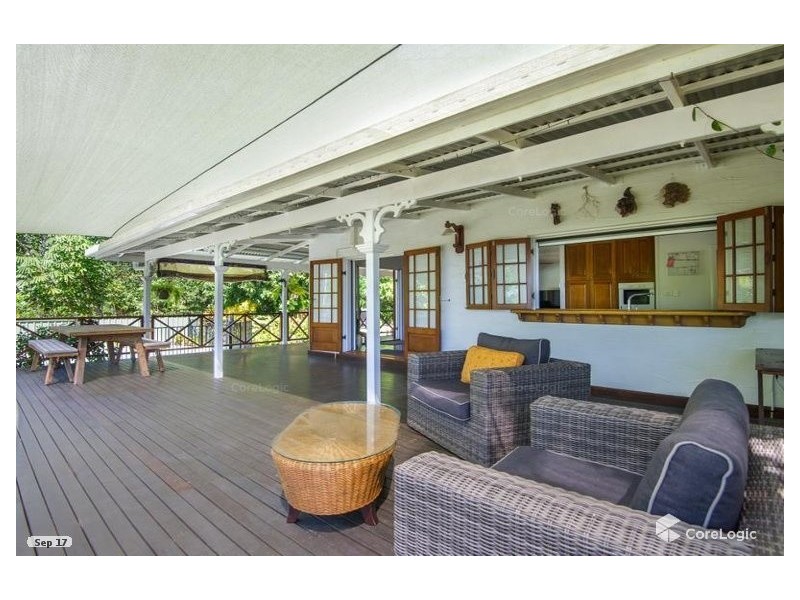 8 TOLL GATE ROAD, Oak Beach QLD 4877