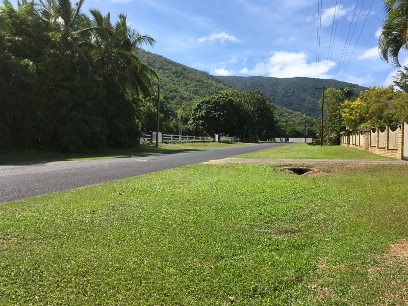 25 Ellison Street, Clifton Beach QLD 4879