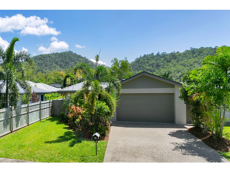 28 REED RD, Trinity Beach QLD 4879