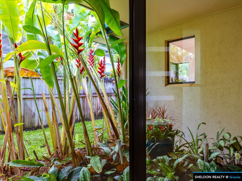 2 Helix Close, Clifton Beach QLD 4879