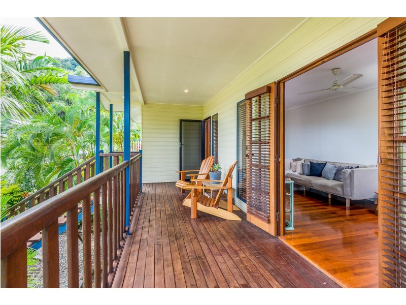 24 Macarthur Close, Palm Cove QLD 4879