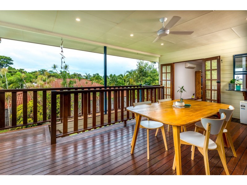 24 Macarthur Close, Palm Cove QLD 4879