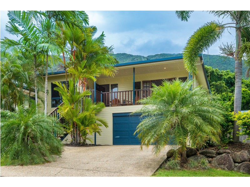 24 Macarthur Close, Palm Cove QLD 4879