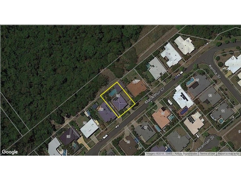 24 Macarthur Close, Palm Cove QLD 4879