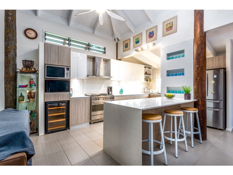 6 Escape Close, Clifton Beach QLD 4879