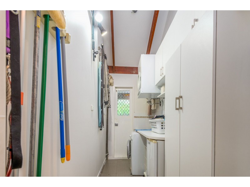 6 Escape Close, Clifton Beach QLD 4879