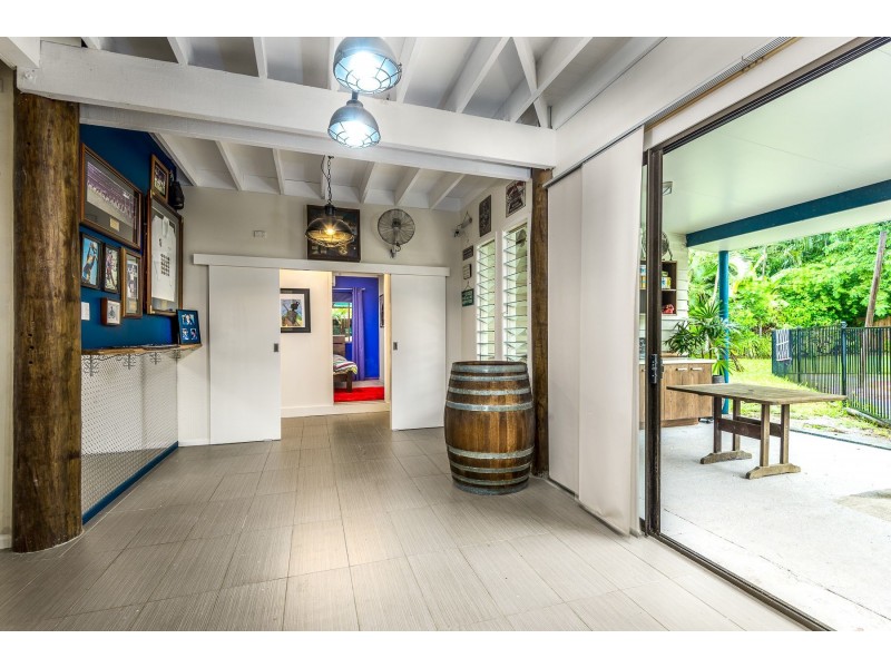 6 Escape Close, Clifton Beach QLD 4879