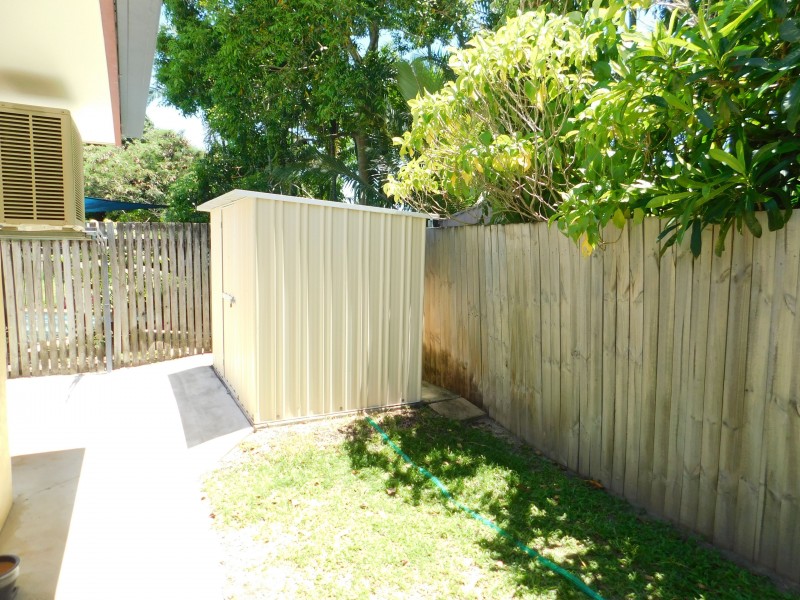 2/69 Cunningham Street, Yorkeys Knob QLD 4878