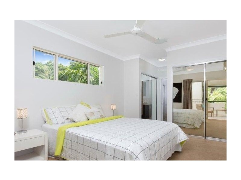 8/1804 Captain Cook Highway, Clifton Beach QLD 4879