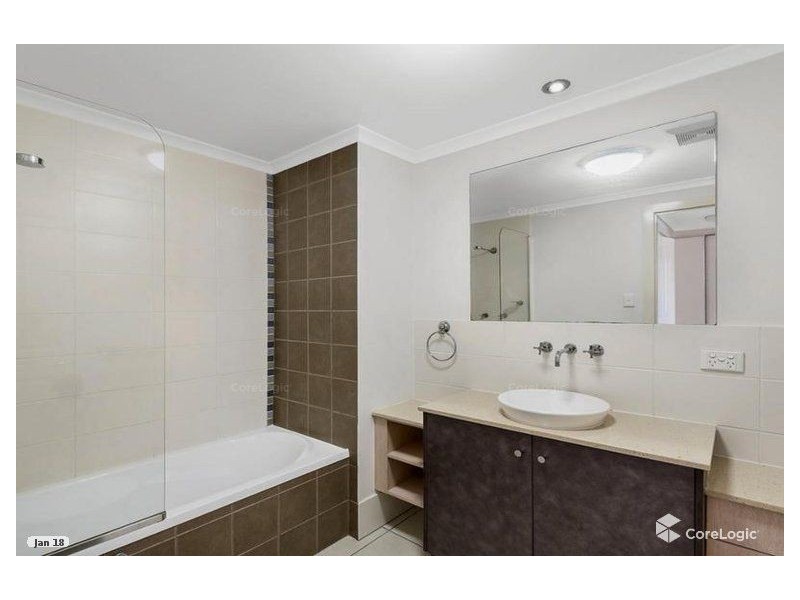 8/1804 Captain Cook Highway, Clifton Beach QLD 4879