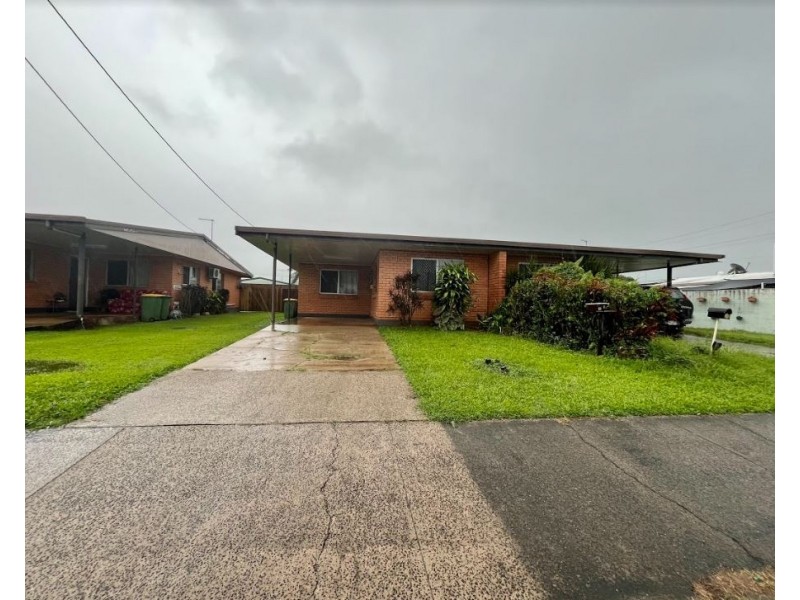 2/38 Toogood Road, Woree QLD 4868