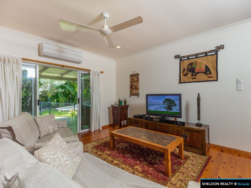 5 Legret Close, Clifton Beach QLD 4879