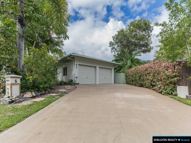 5 Legret Close, Clifton Beach QLD 4879