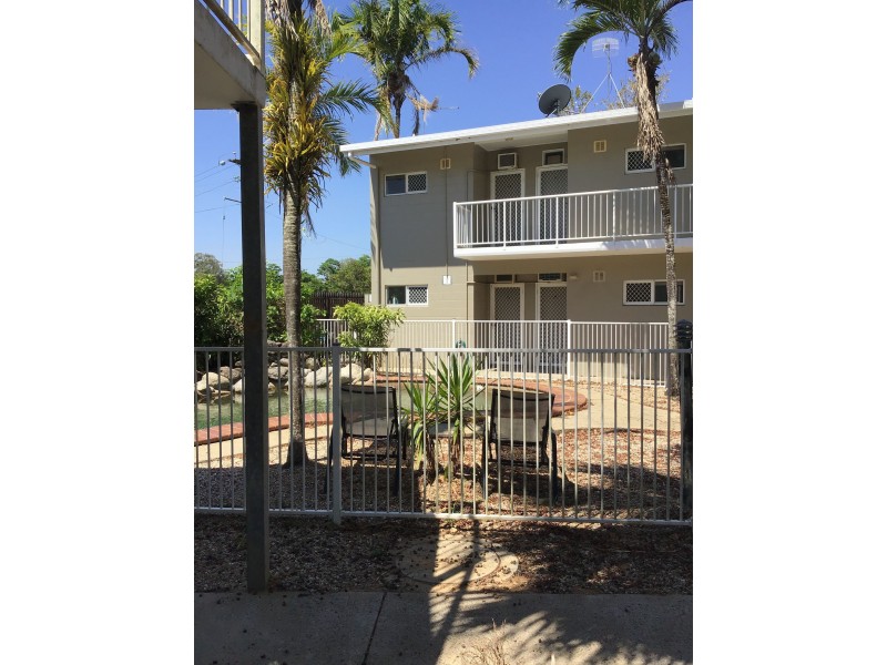 24/6 Chester Court, Manunda QLD 4870