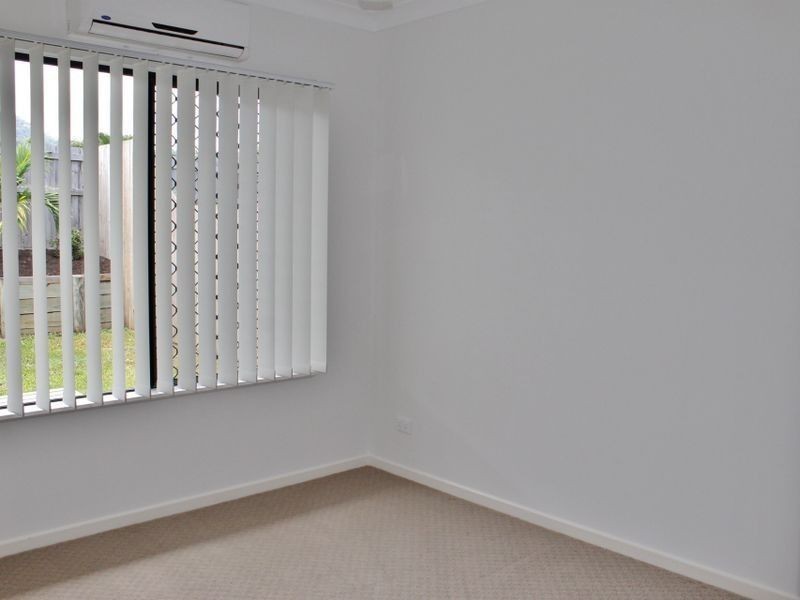 50 Flagstone Tce, Smithfield QLD 4878