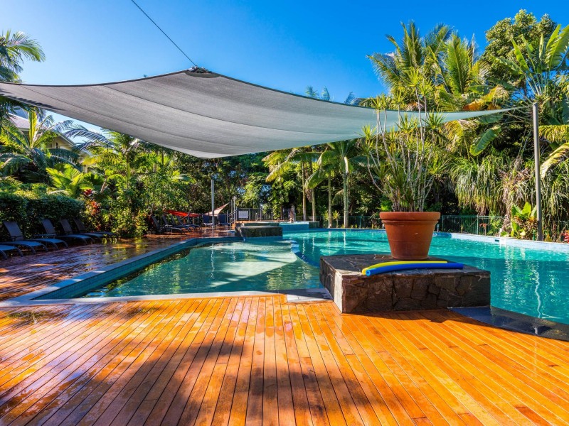 5/23-25 Veivers Road, Palm Cove QLD 4879