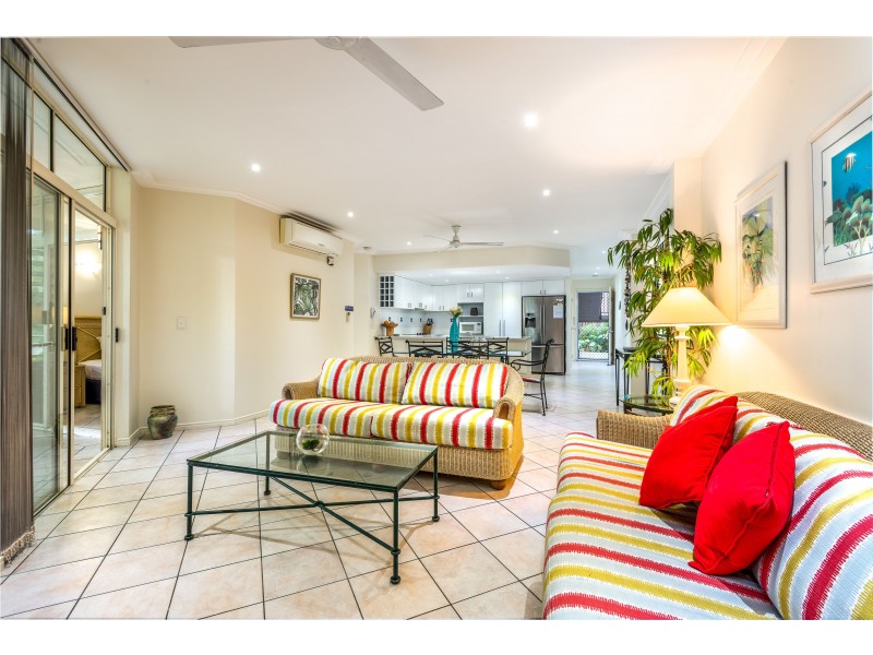 5/23-25 Veivers Road, Palm Cove QLD 4879