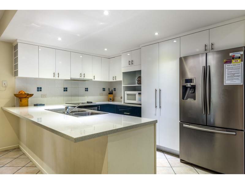 5/23-25 Veivers Road, Palm Cove QLD 4879