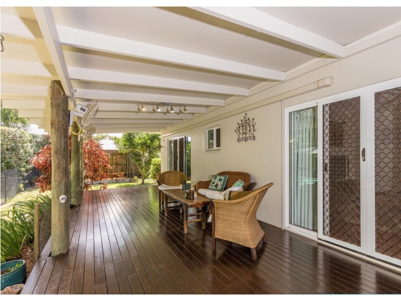 5 Legret Close, Clifton Beach QLD 4879