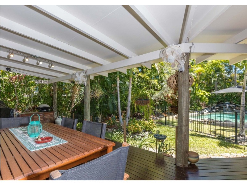 5 Legret Close, Clifton Beach QLD 4879