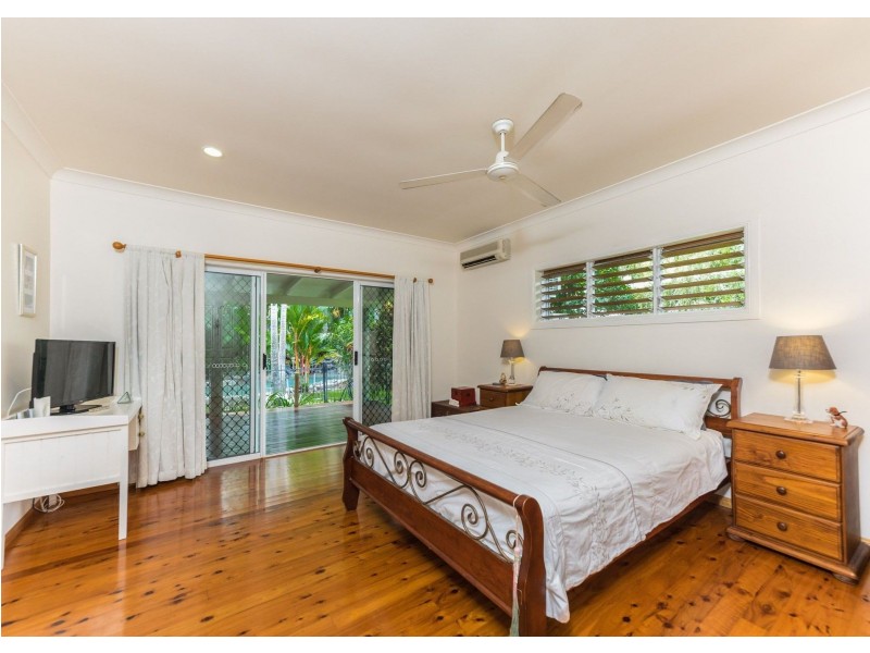 5 Legret Close, Clifton Beach QLD 4879