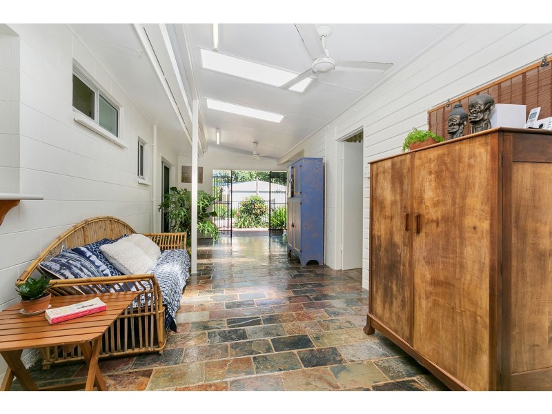 12 Sussex Street, Trinity Park QLD 4879