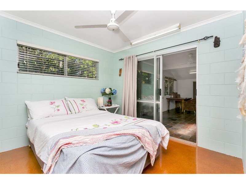 12 Sussex Street, Trinity Park QLD 4879