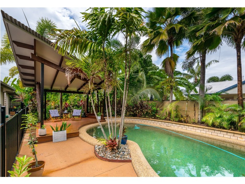 8 Cronulla Close, Kewarra Beach QLD 4879