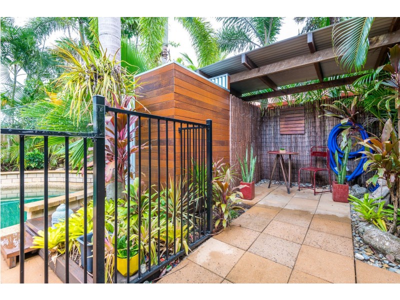 8 Cronulla Close, Kewarra Beach QLD 4879