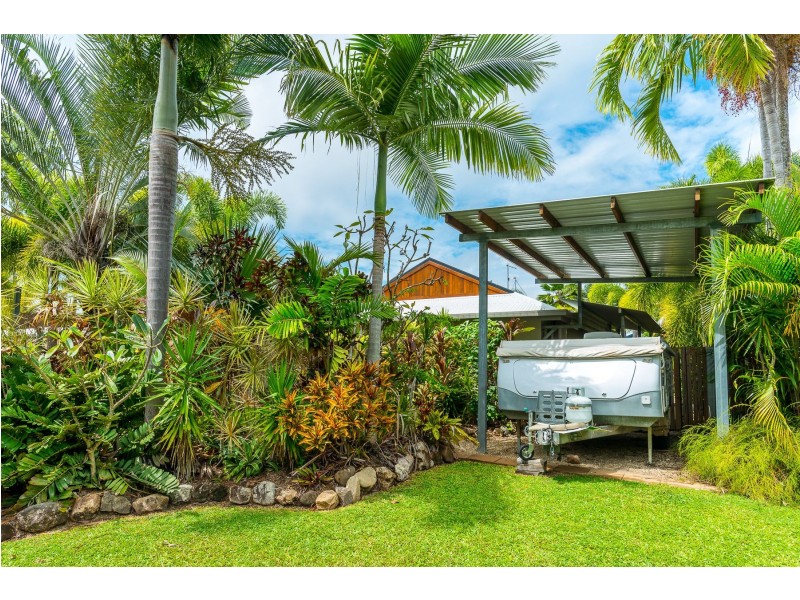 8 Cronulla Close, Kewarra Beach QLD 4879