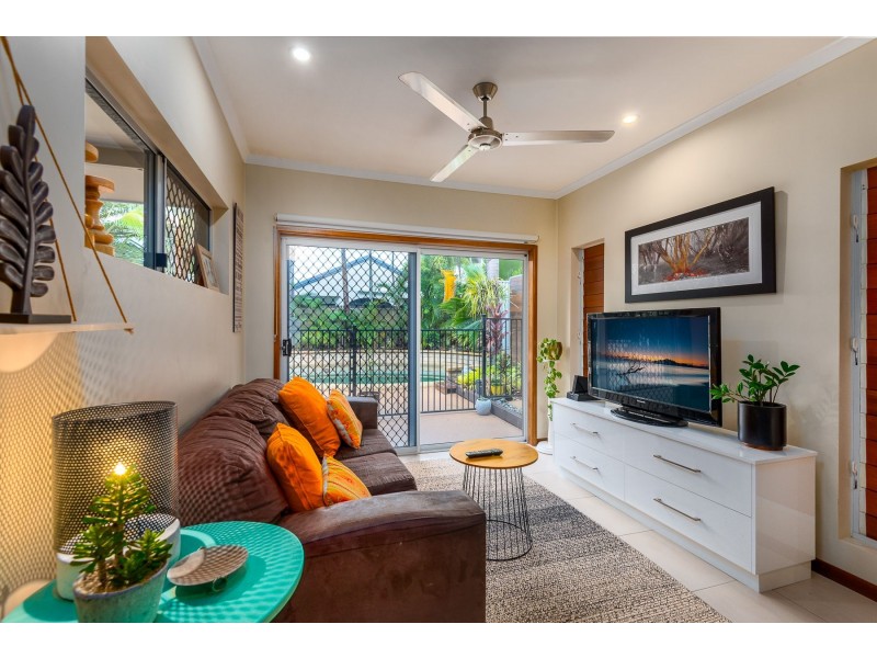 8 Cronulla Close, Kewarra Beach QLD 4879