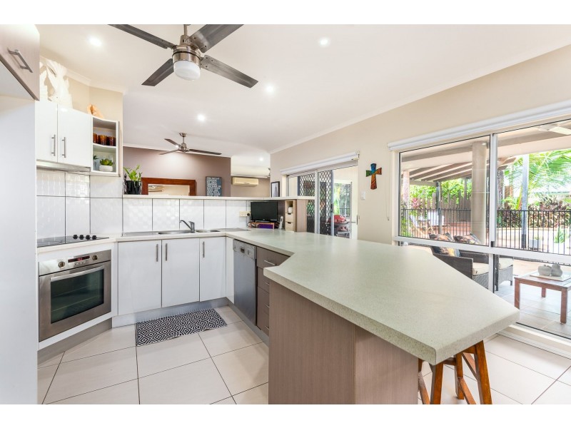 8 Cronulla Close, Kewarra Beach QLD 4879