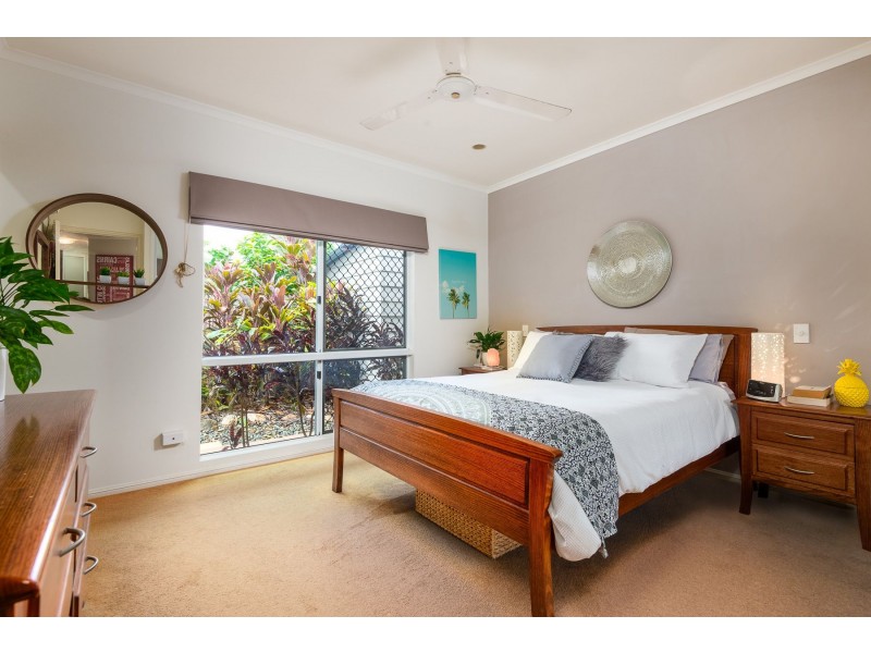 8 Cronulla Close, Kewarra Beach QLD 4879